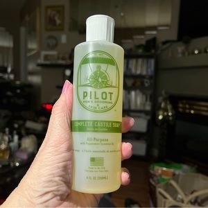 Pilot Men’s Grooming & Skin Care Complete Castile Soap All-Purpose 250ml. NEW!